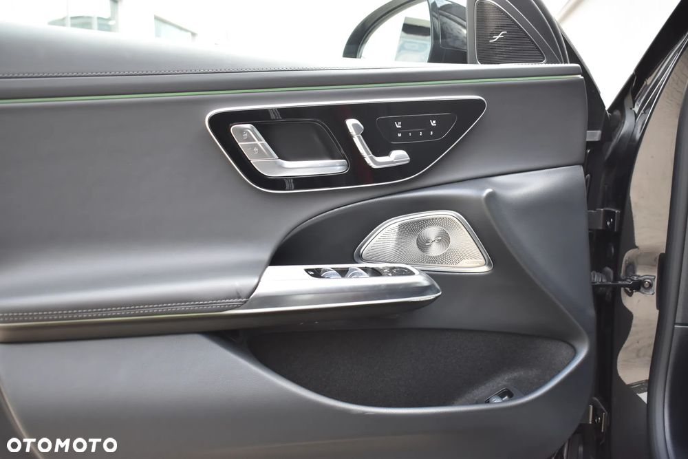 Mercedes-Benz Klasa E - 12