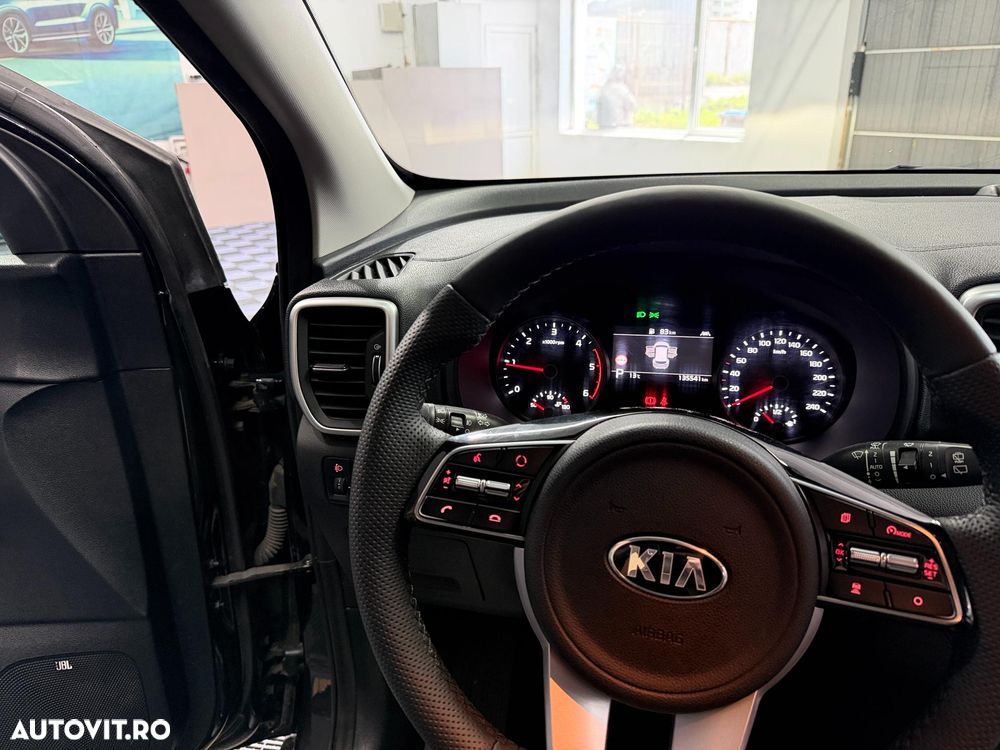 Kia Sportage 1.6 DSL MHEV 7DCT HP 4x2 Style - 28