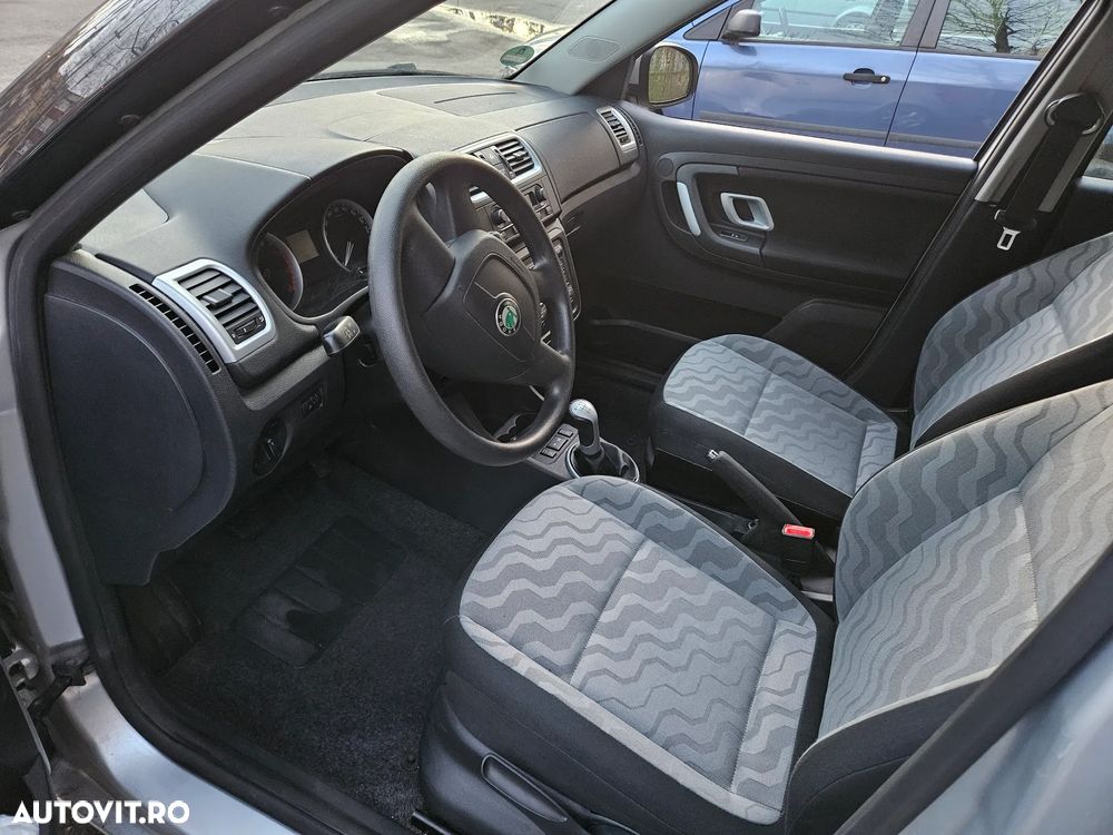 Skoda Fabia 1.2 HTP STYLE EDITION - 14