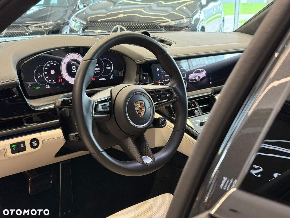 Porsche Panamera GTS - 18