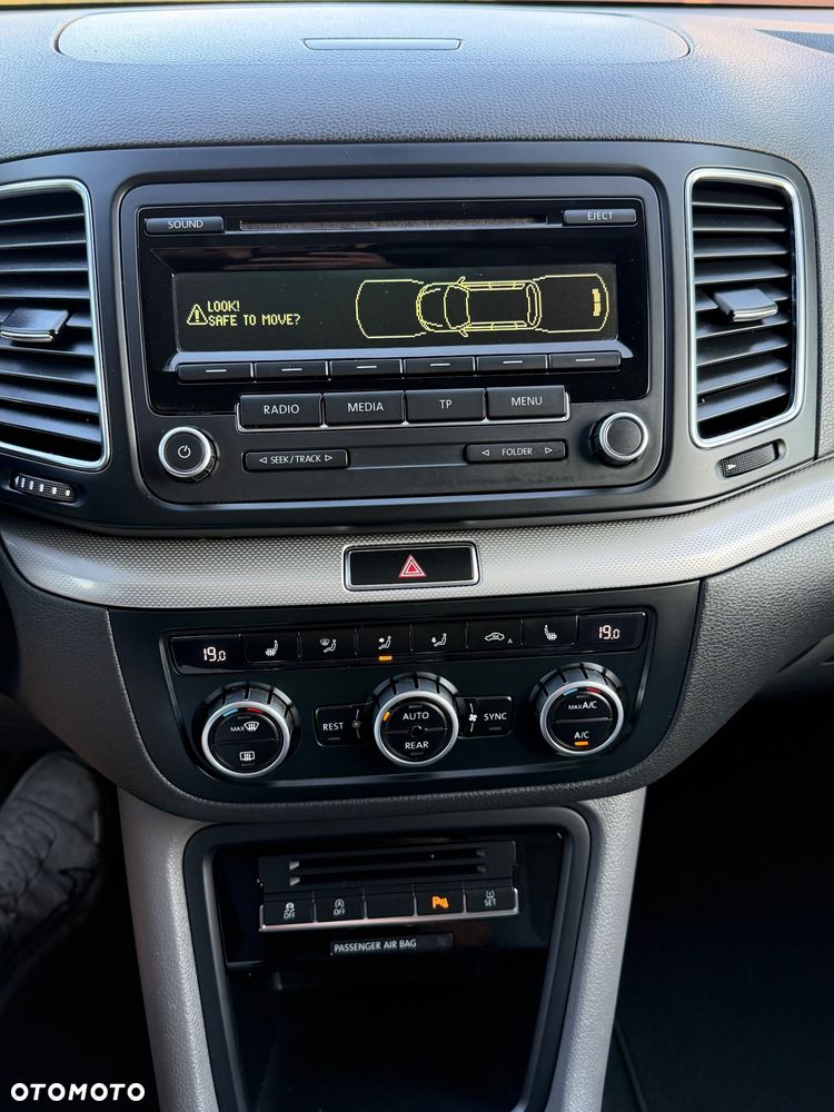 Volkswagen Sharan - 19