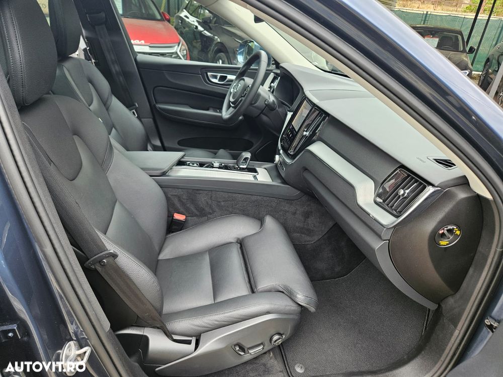 Volvo XC 60 T6 AWD Recharge Plus Bright - 14