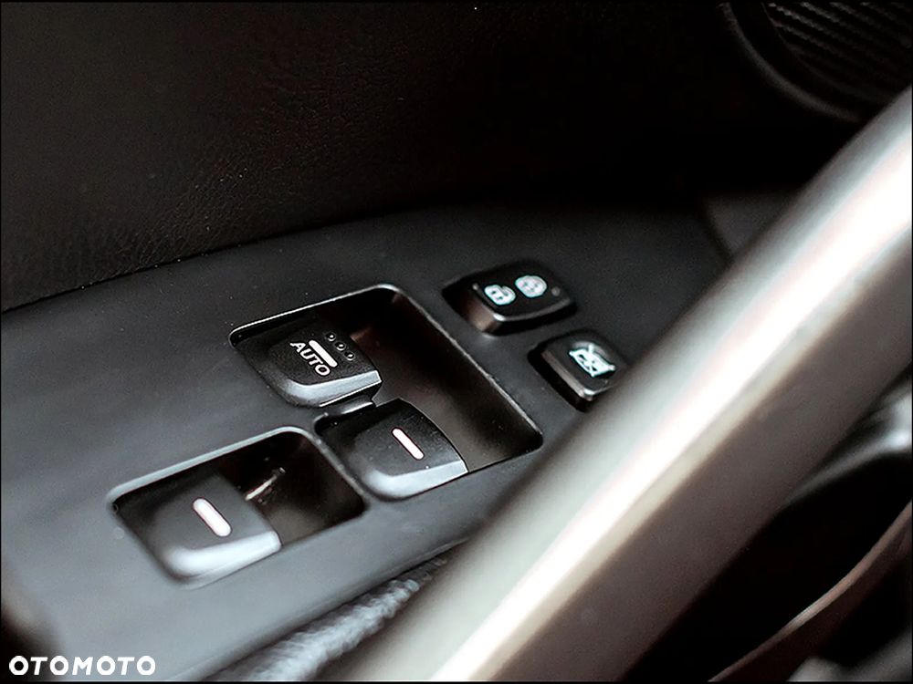 Hyundai Veloster - 30