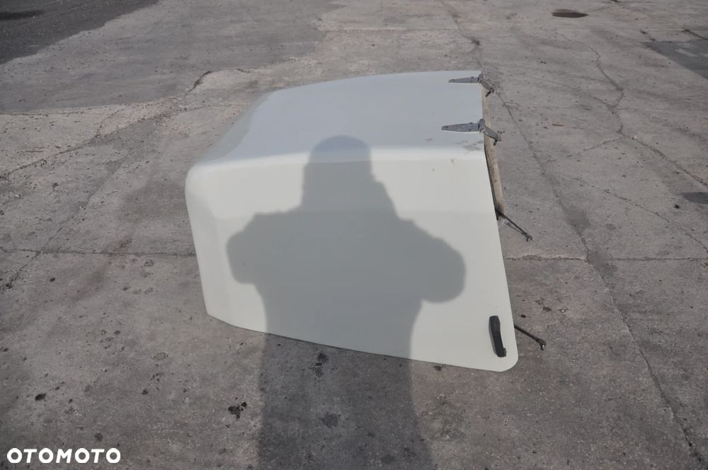 Maska pokrywa silnika Terex T350