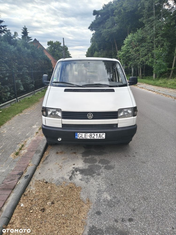 Volkswagen Transporter - 2