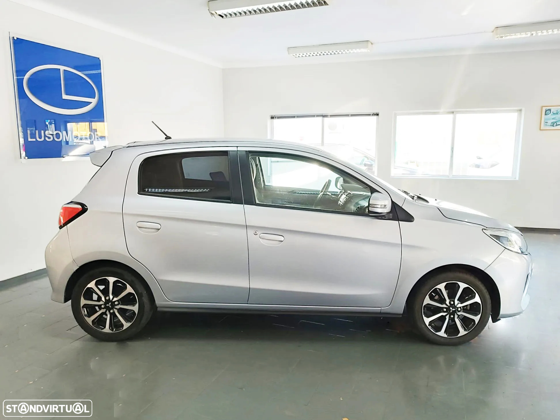Mitsubishi Space Star 1.2 Intense - 5