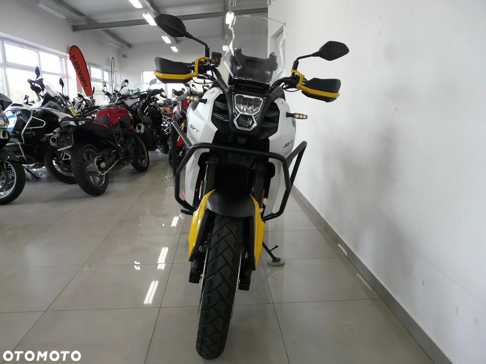 QJMOTOR SVT 650X - 7