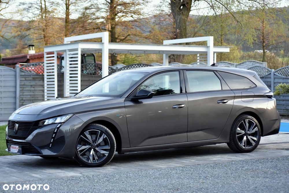 Peugeot 308 180 e-EAT8 GT - 2