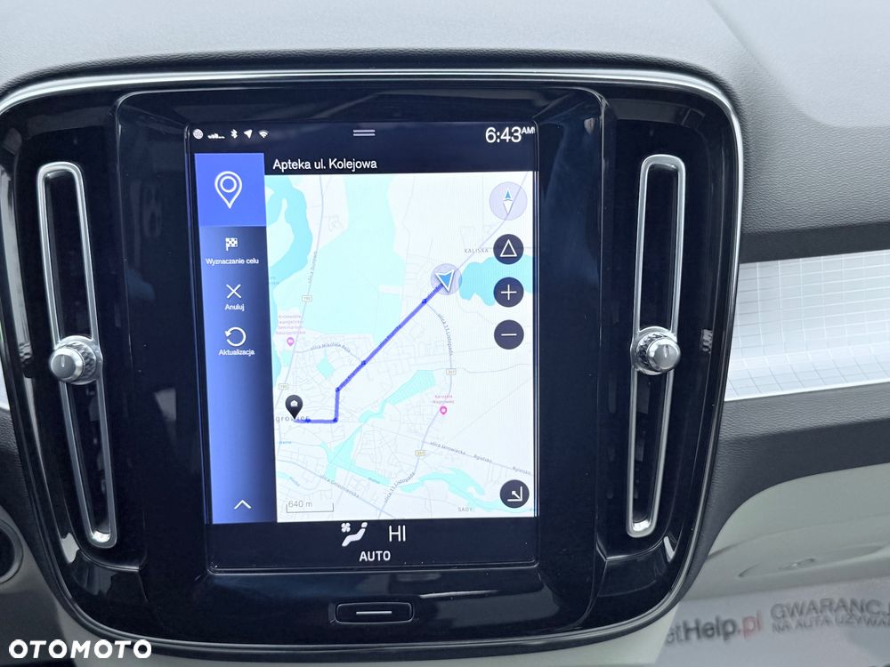 Volvo XC 40 T4 Geartronic Momentum Pro - 13