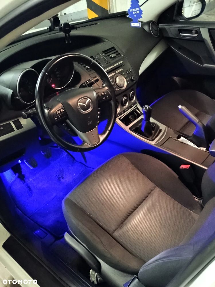 Mazda 3 1.6 Comfort EU5 - 13