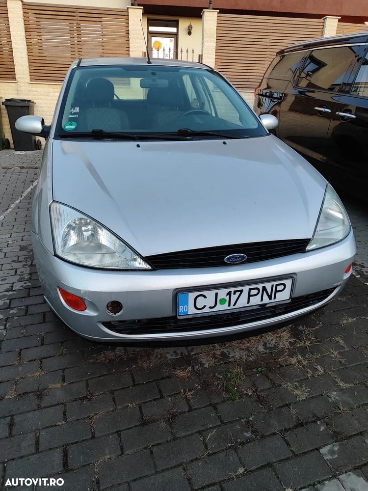 Ford Focus ver-1-6-16v-ambiente - 7