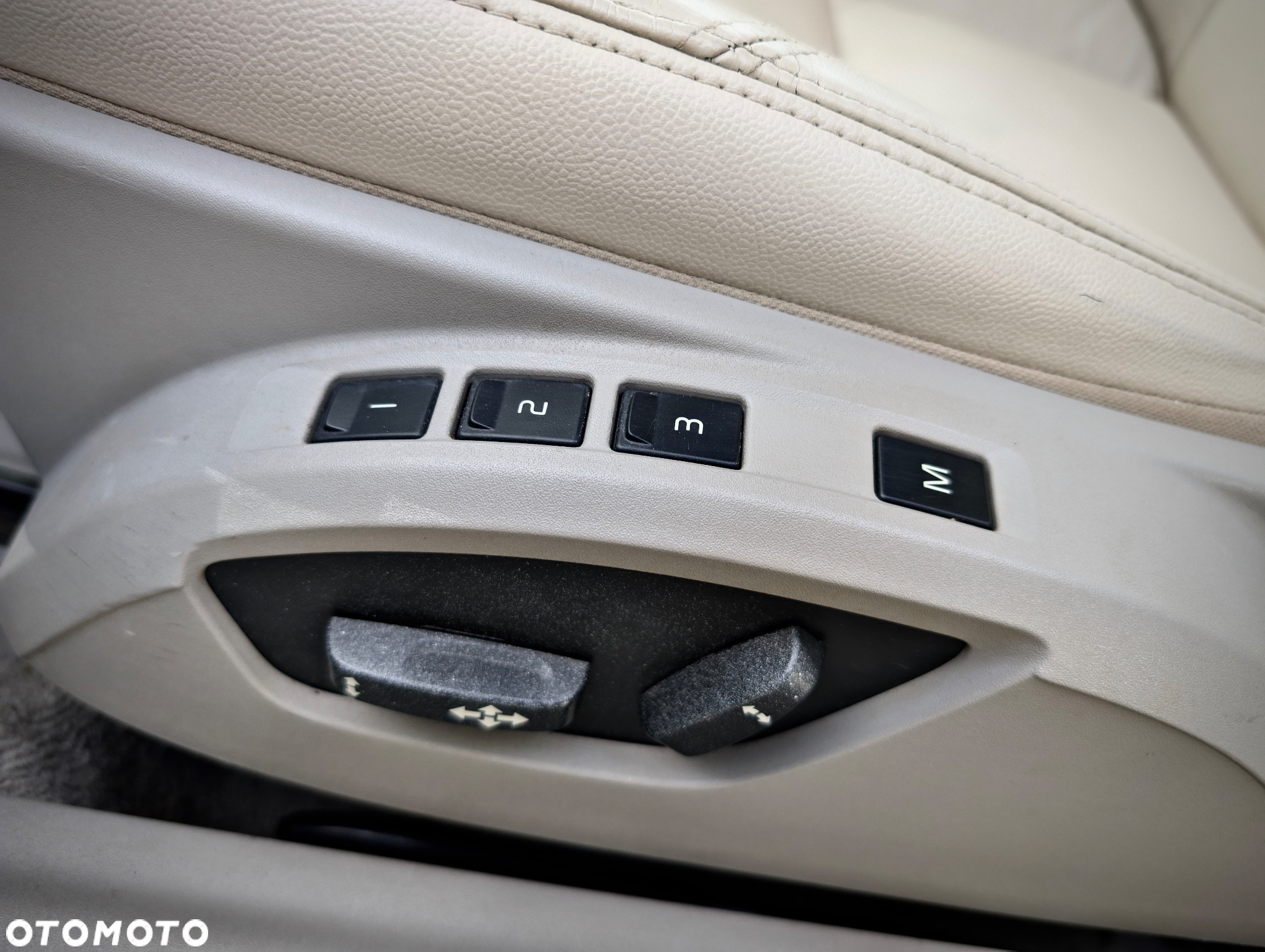 Volvo C70 - 14