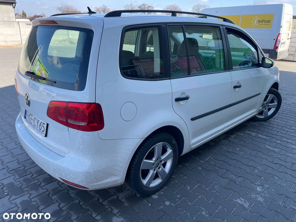 Volkswagen Touran 1.6 TDI SCR BlueMotion Technology Comfortline - 4