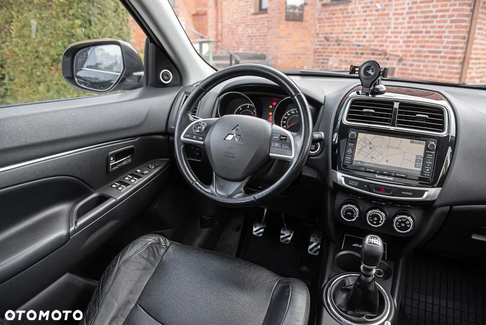 Mitsubishi ASX 1.8 DI-D 2WD Diamant Edition - 27