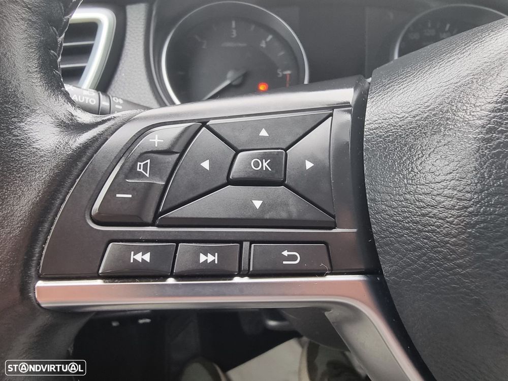 Nissan Qashqai 1.5 dCi Acenta - 18