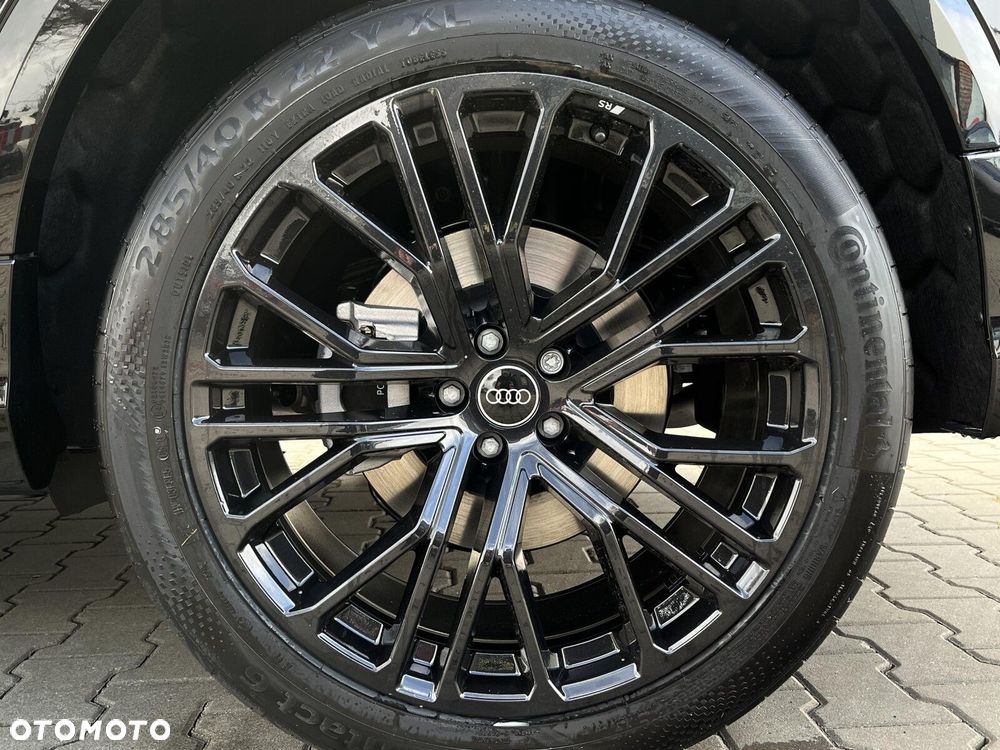 Audi Q8 - 11