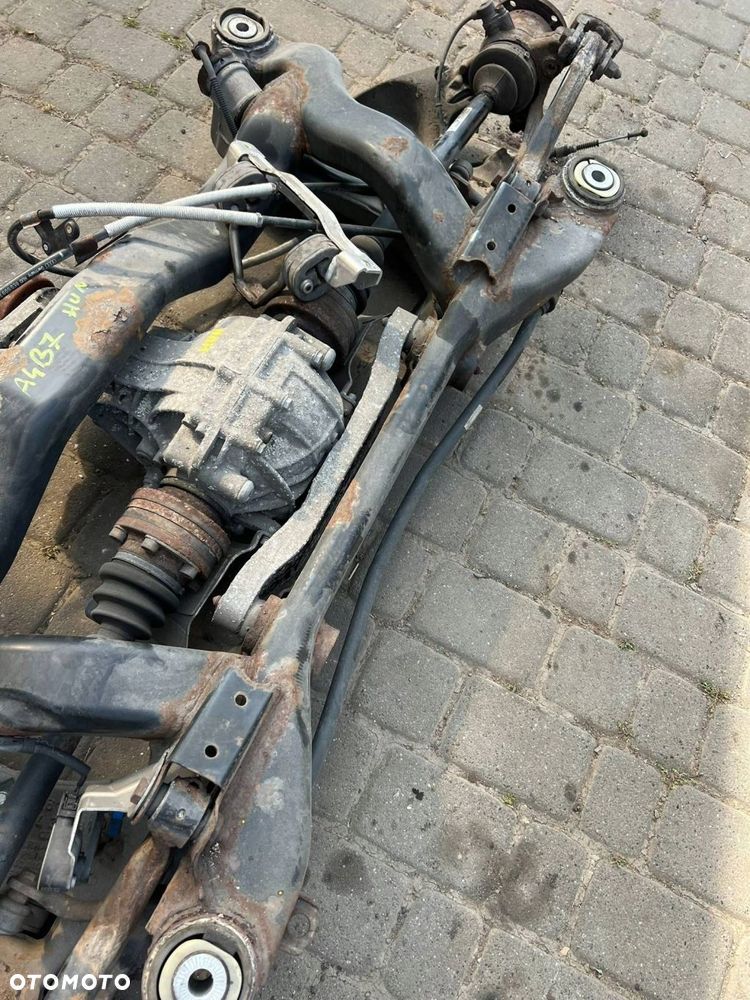 Zawieszenie tylne / Komplet 3.2 FSI Audi A4 S4 B7 8E 8H 2007 - 9