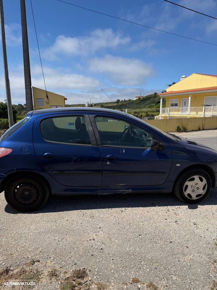 Peugeot 206 1.1 Color Line - 22