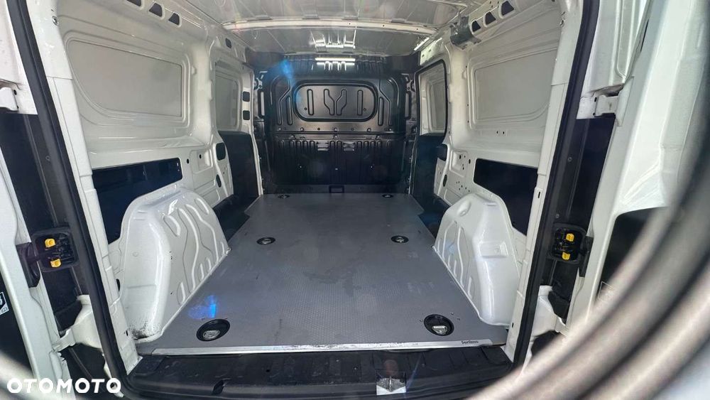 Opel Combo - 21