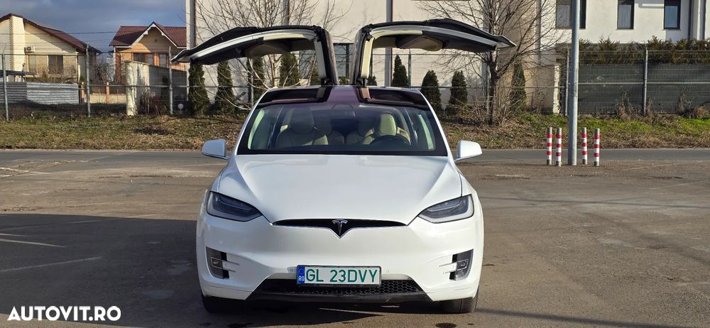 Tesla Model X Signature P90D Allradantrieb - 2