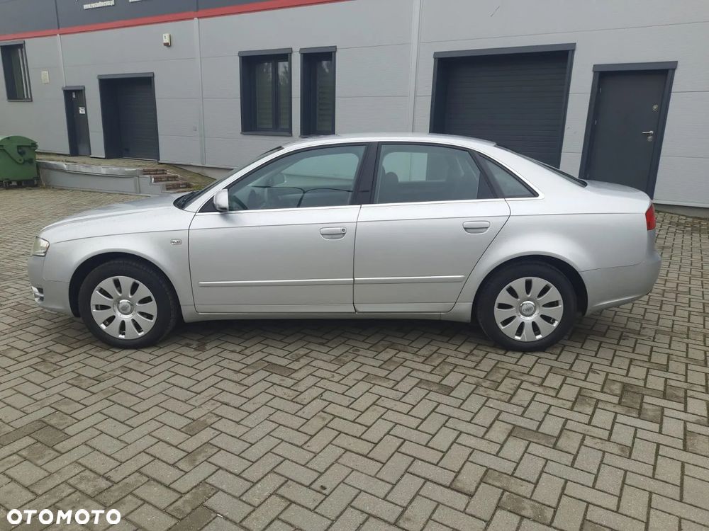 Audi A4 - 8