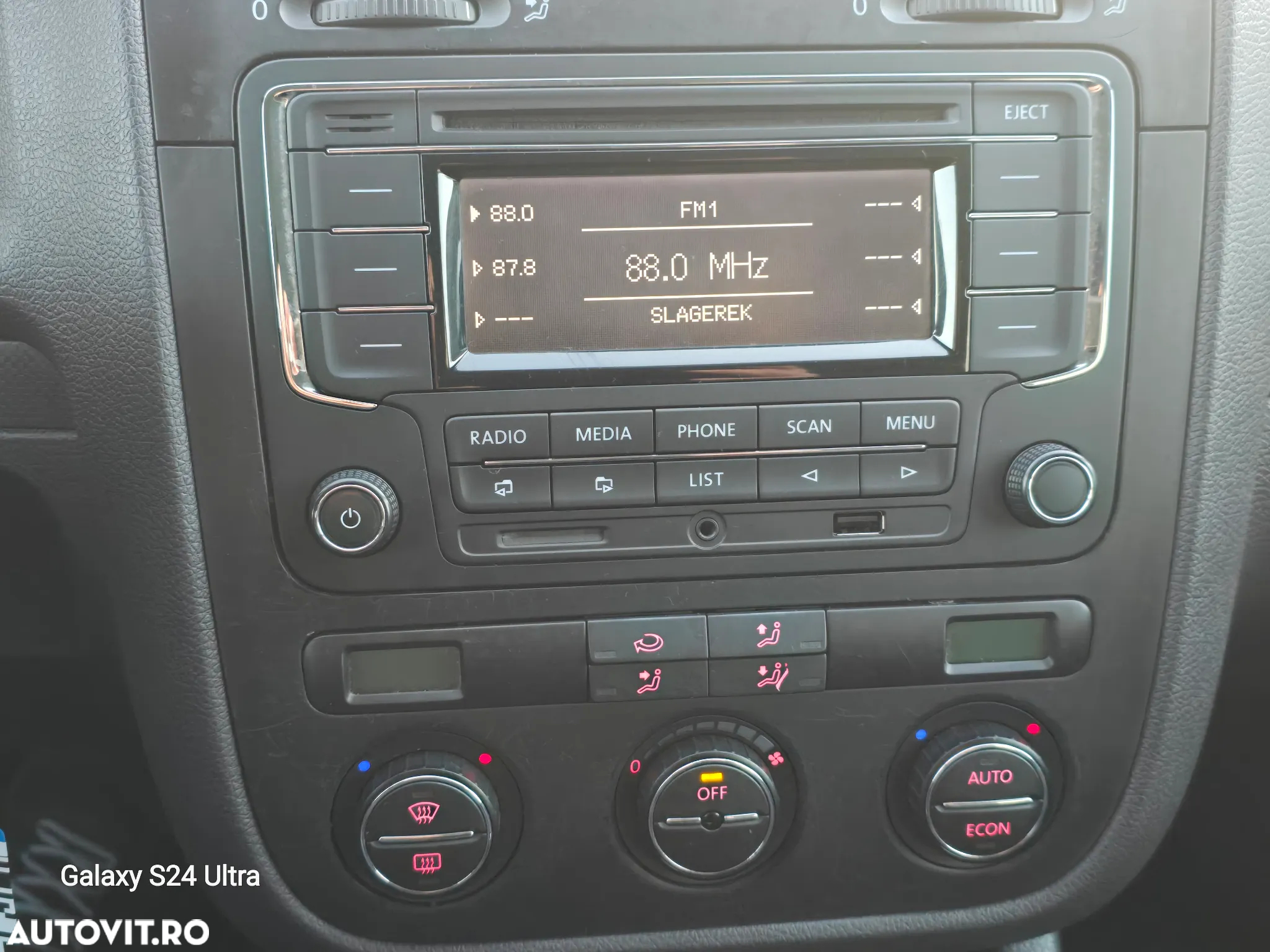 Volkswagen Golf - 6