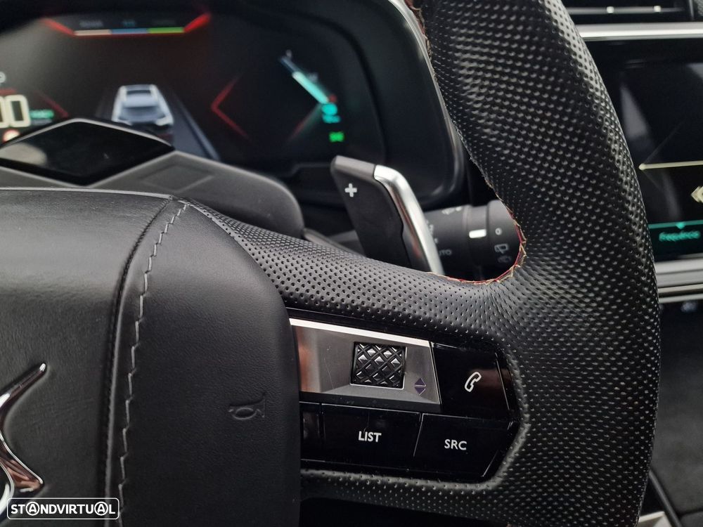 DS DS7 Crossback E-Tense Performance Line+ EAT8 - 27