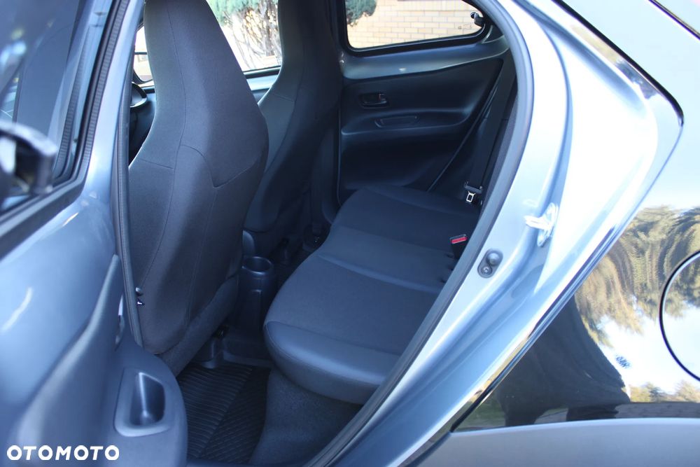 Toyota Aygo X 1.0 VVT-i Executive - 17