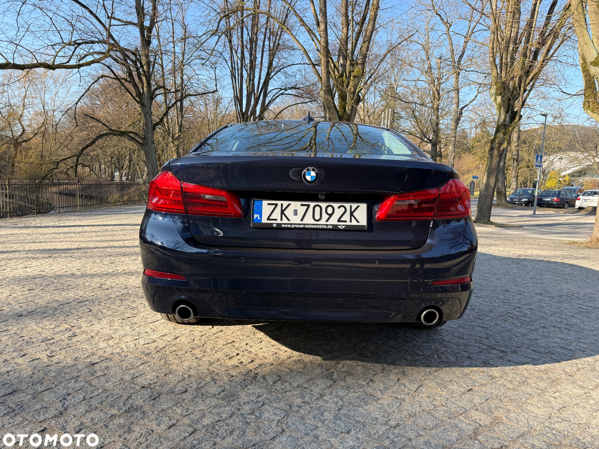 BMW Seria 5 520d Efficient Dynamics - 12