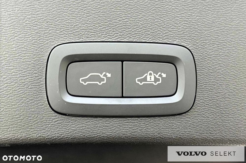 Volvo XC 40 - 33
