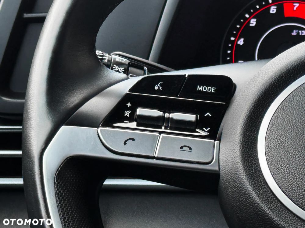 Hyundai Elantra 1.6 Smart CVT - 20