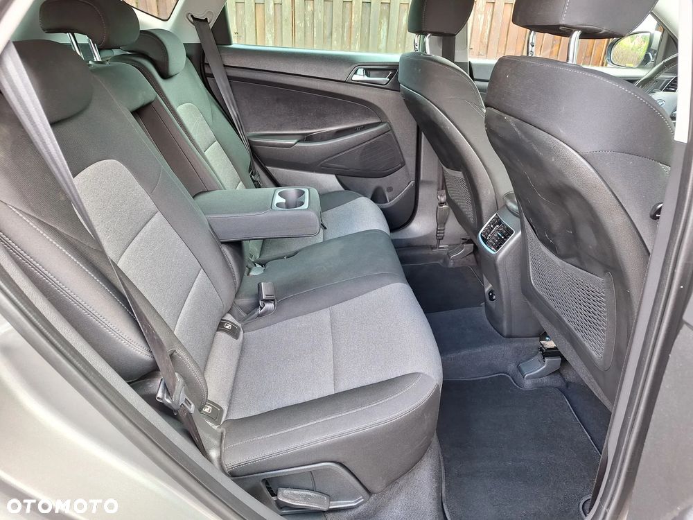 Hyundai Tucson blue 1.6 GDi 2WD Intro Edition - 18