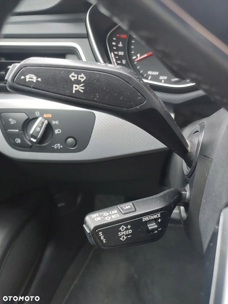 Audi A4 Avant 40 TDI S tronic quattro design - 36