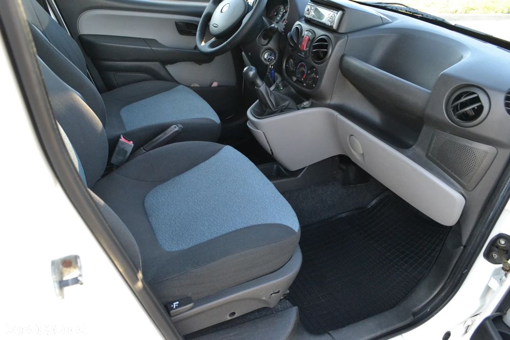 Fiat Doblo - 21