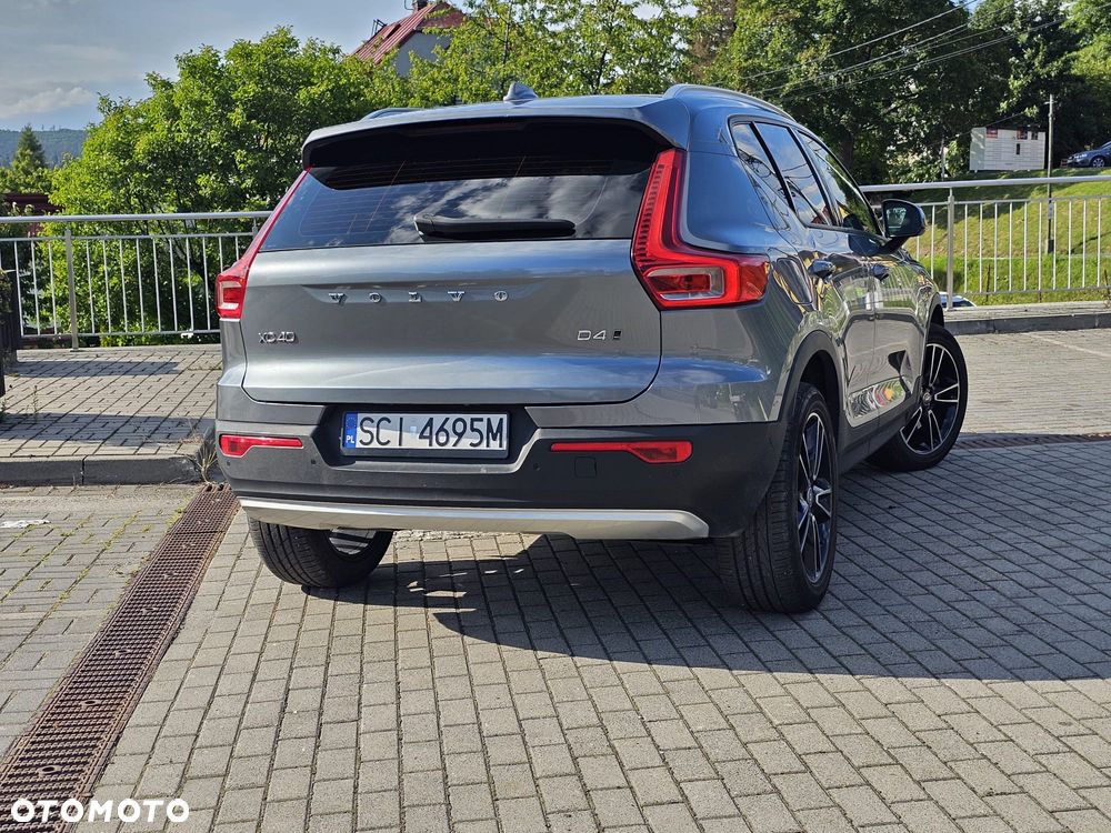 Volvo XC 40 D4 AWD Momentum Pro - 10
