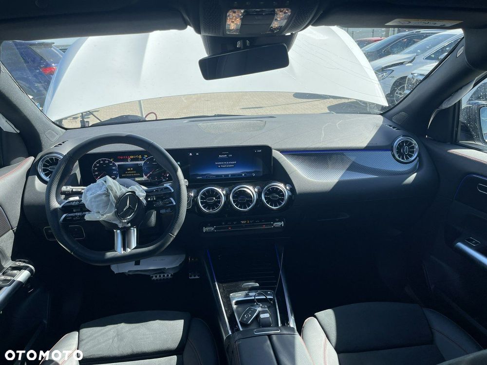 Mercedes-Benz GLA 200 d 4Matic 8G-DCT AMG Line - 7