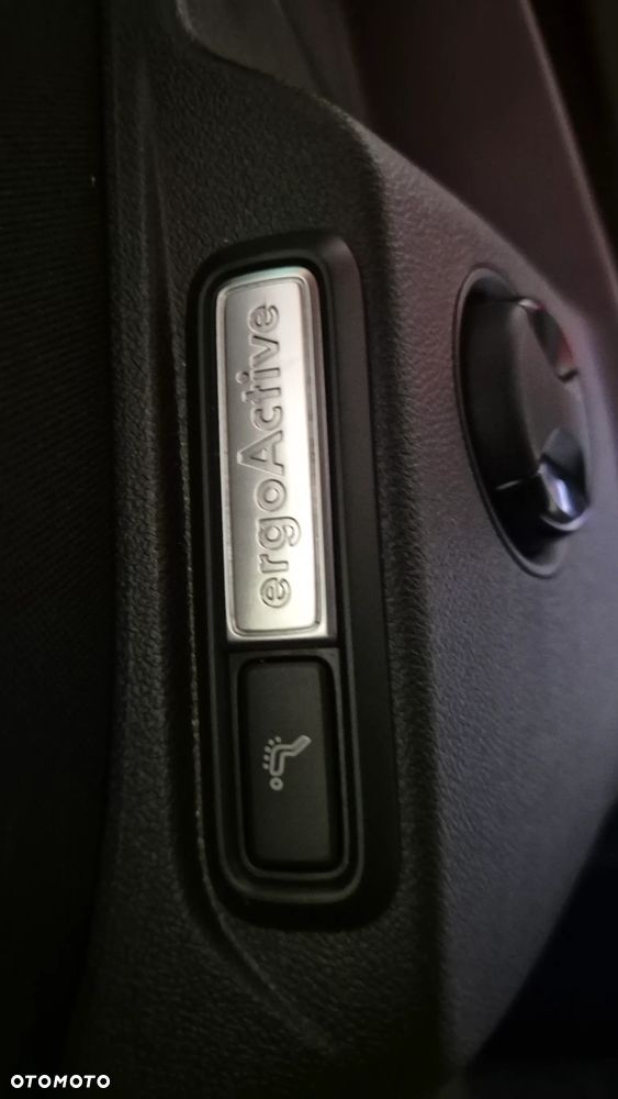 Volkswagen Tiguan - 6