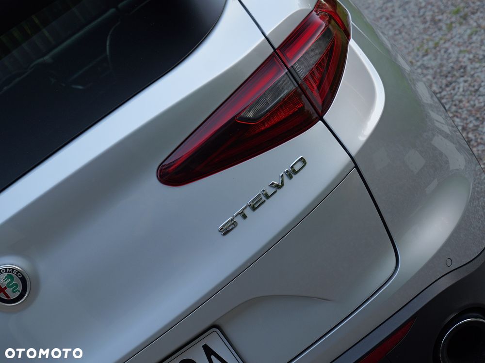 Alfa Romeo Stelvio 2.0 Turbo Super Q4 - 33