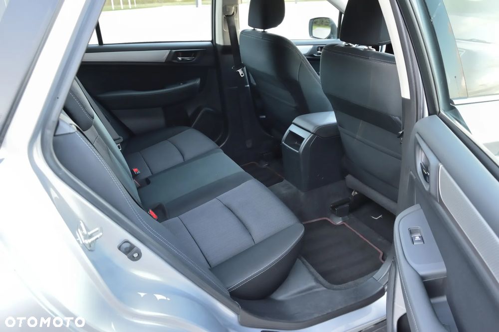 Subaru Outback 2.0D Active Lineartronic - 16