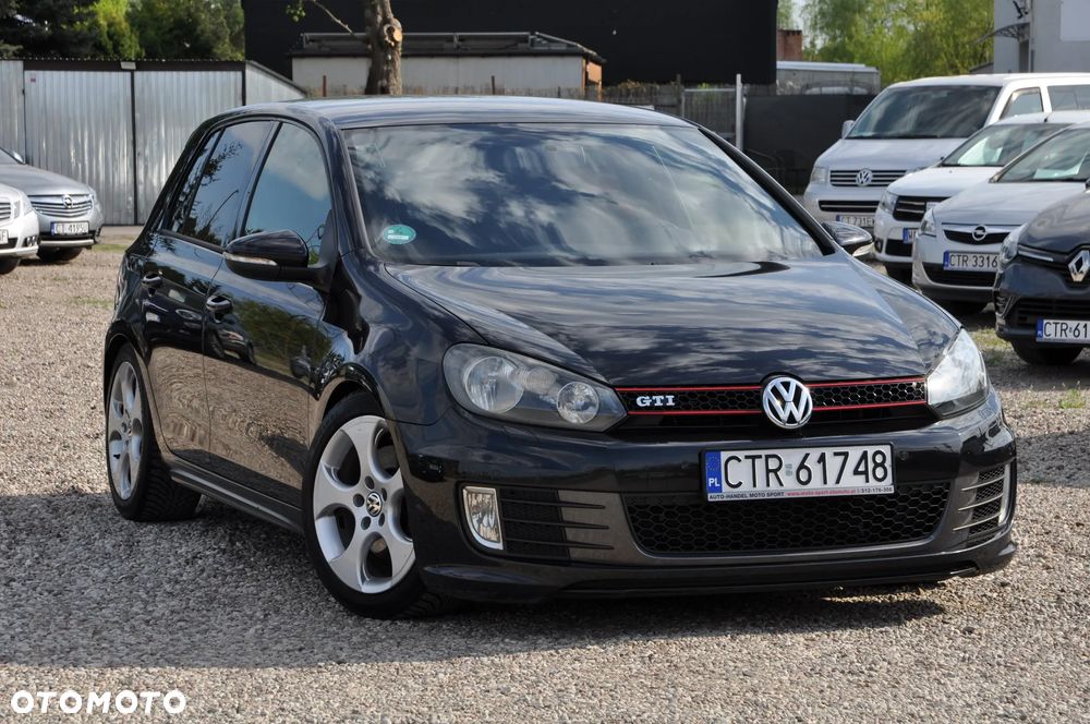 Volkswagen Golf 2.0 GTI - 1