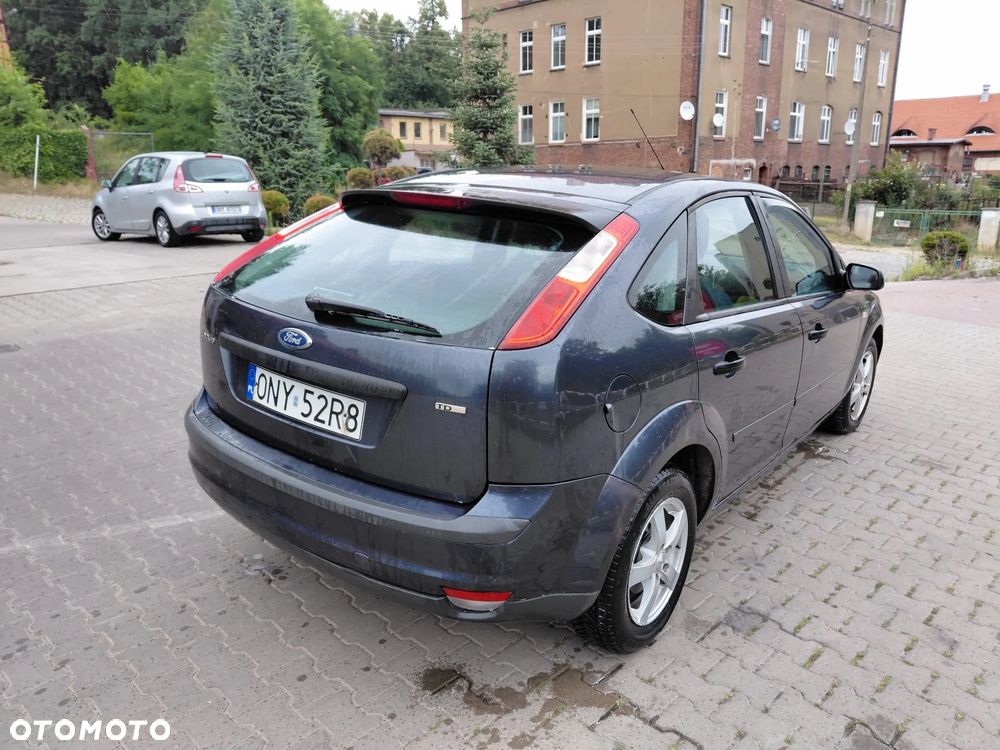 Ford Focus 1.6 TDCi Trend - 5