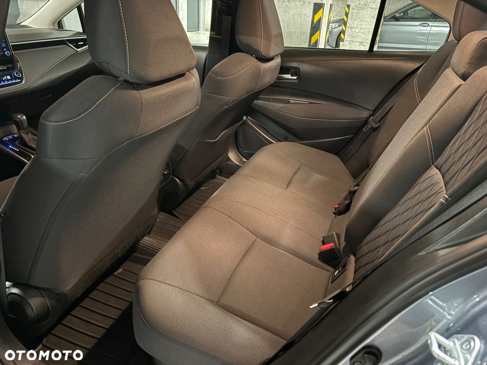 Toyota Corolla 1.8 Hybrid Comfort - 13