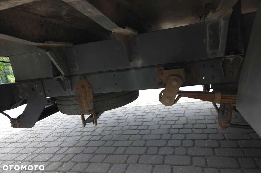Iveco DAILY 40C15D - 23