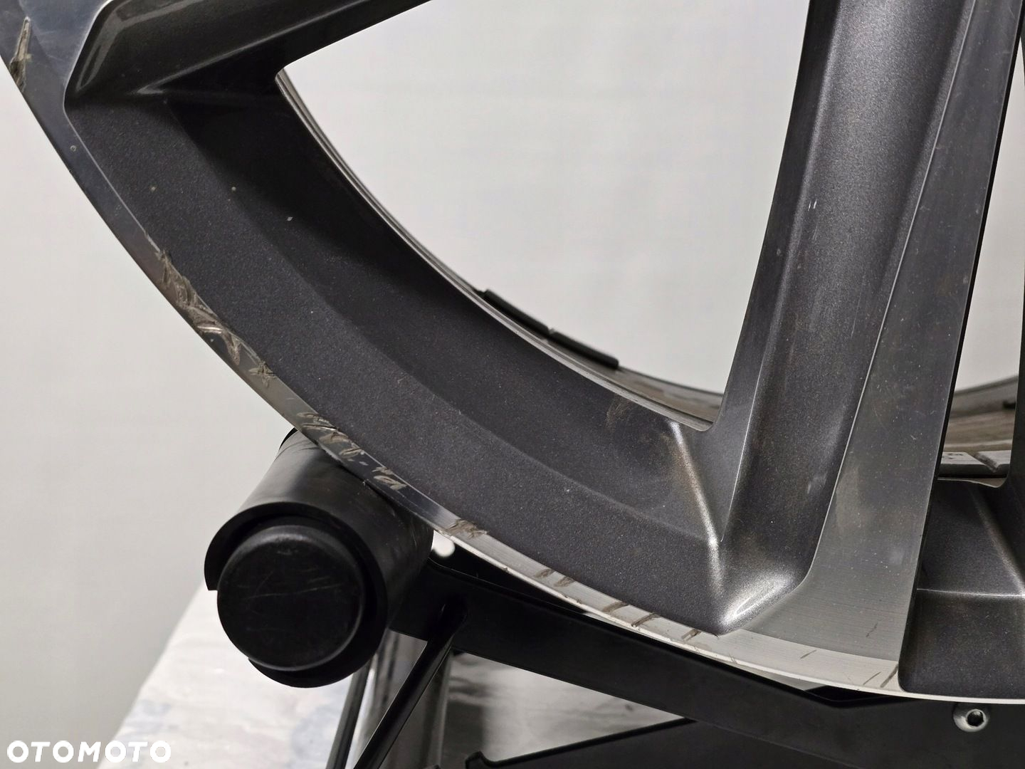 FELGA ALUMINIOWA SEAT OE 5F0601025K 8x19 5x112 ET 50 - 2