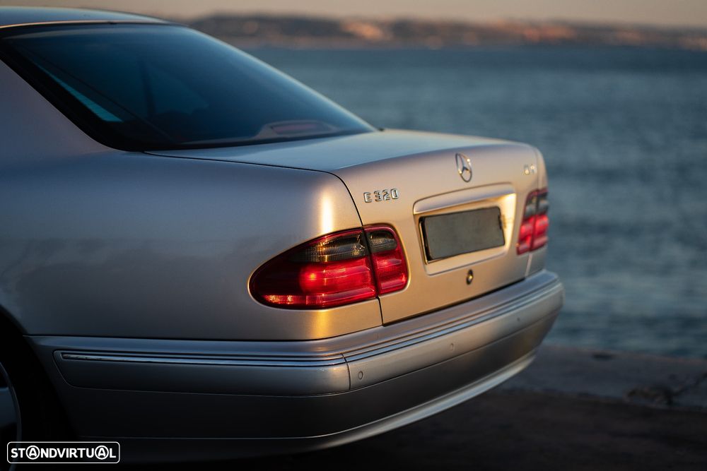 Mercedes-Benz E 320 - 8