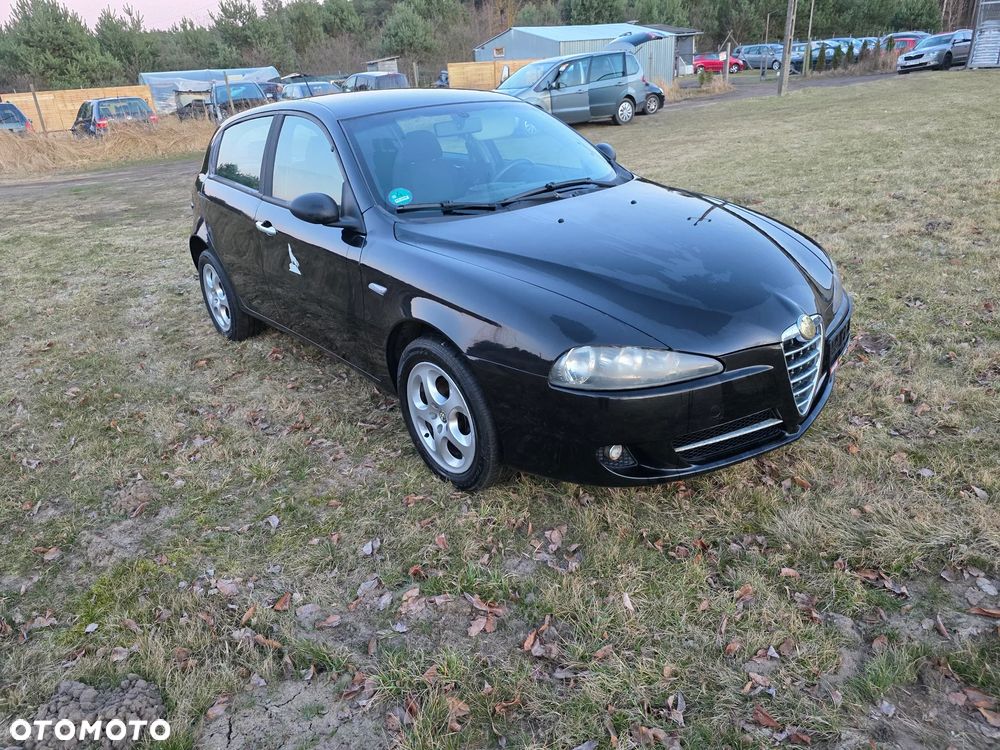 Alfa Romeo 147 1.6 ECO Black Line - 8
