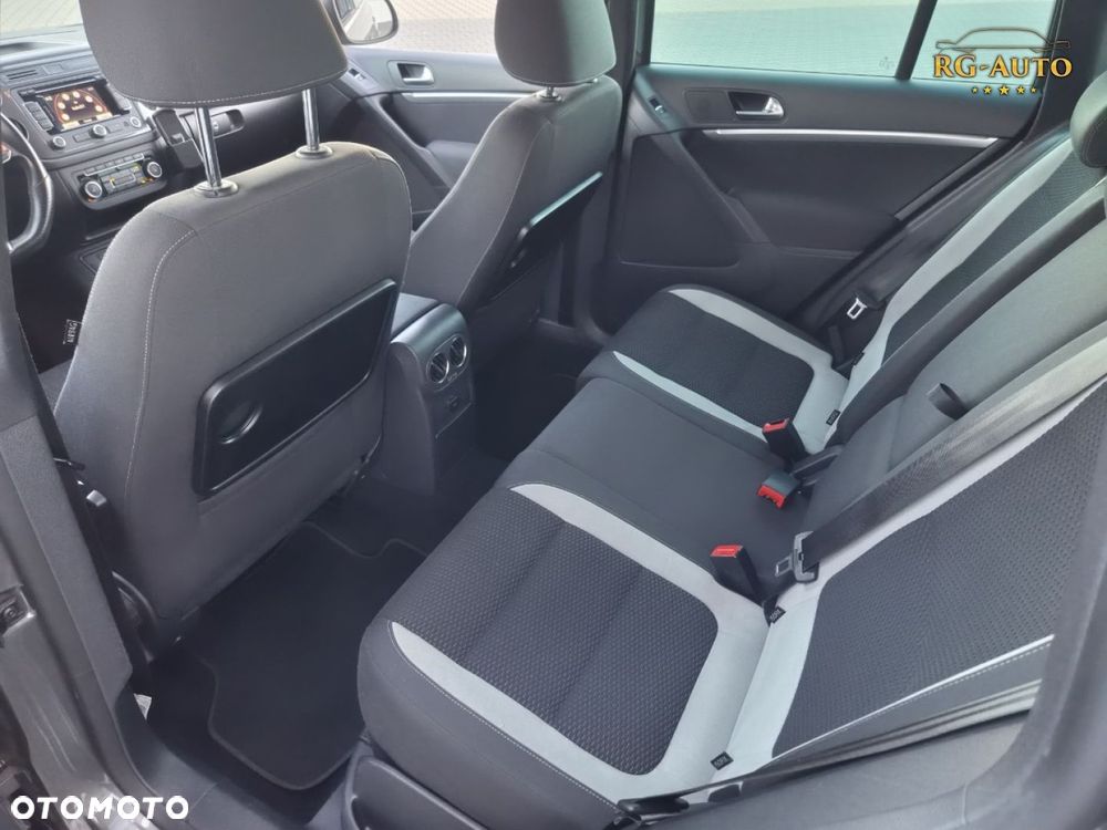 Volkswagen Tiguan - 35