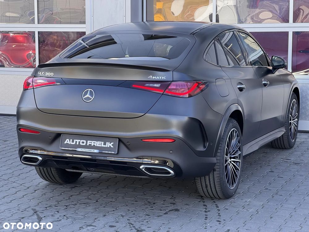 Mercedes-Benz GLC 300 4-Matic - 10