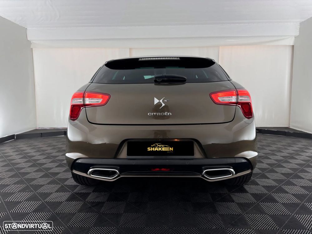 Citroën DS5 2.0 HDi Hybrid4 So Chic CMP6 - 4