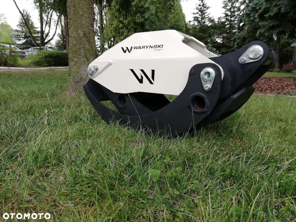 Chwytak do drzewa leśny do przyczepy leśnej  Waryński CD26 - 1